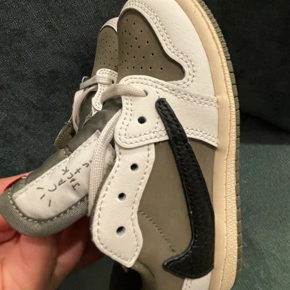 Travis Scott Nike Dunks - Picture 2 of 7